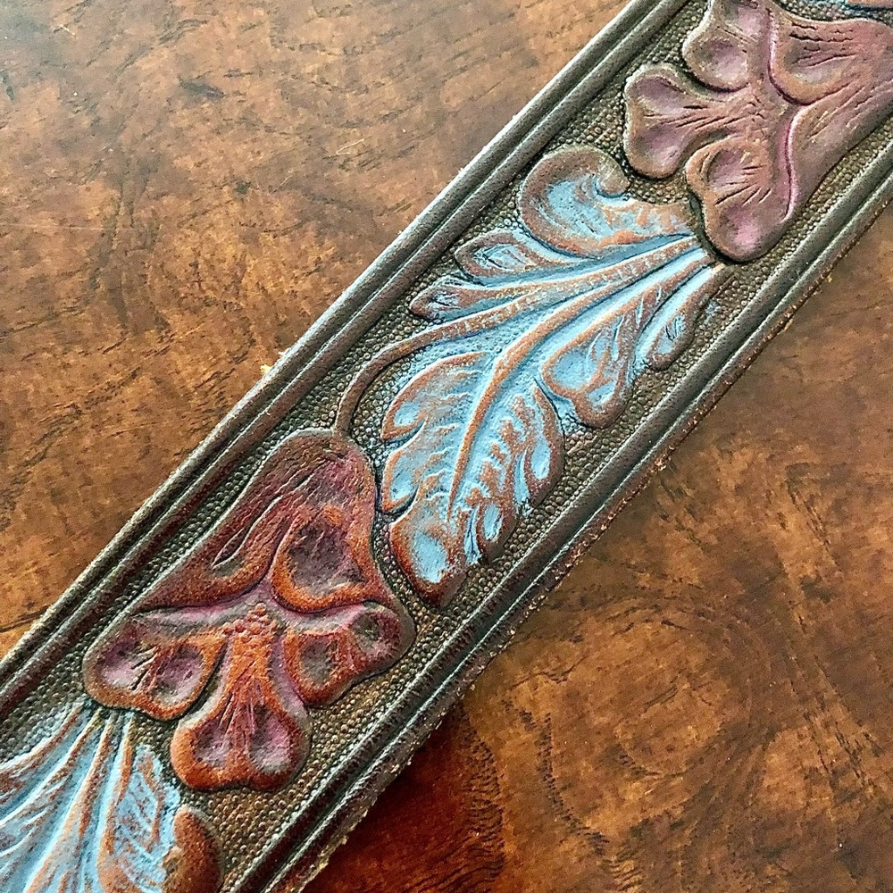 Leatherock Jeweled Leather Belt with Buckle! - Picture 3 of 5